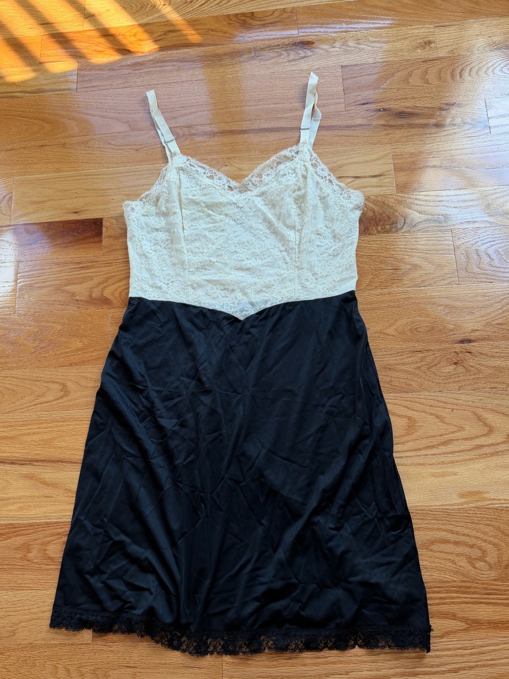 Van Raalte Vintage Lace Bodice Two-Tone Slip Dress - Cream & Black- Size S 38